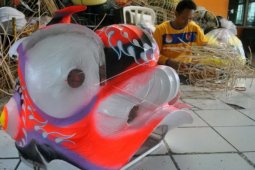 Perajin Barongsai dan Liong