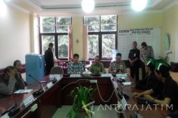 HMI Dorong DPRD Surabaya Perhatikan Pemberlakuan PP 60/2016