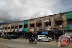 Pemkab ambil alih ruko reklamasi pantai Tapaktuan