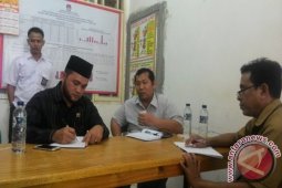Anggota DPD Cek Kesiapan KPUD Tapteng