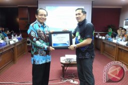 Bank Kalsel Cabang Paringin Berkinerja Sangat Baik 2016