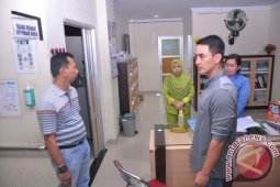 Zola marah besar saat sidak RSUD Raden Mattaher