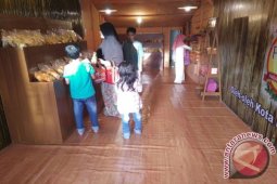 "Falilah Silua" Padangsidimpuan Sediakan Jajanan Khas Daerah