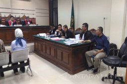 Pengacara Dahlan Pertanyakan Dokumen RUPS Tahun 2002 (Video)