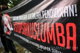 Aksi Stop Sirkus Lumba Lumba