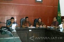 PN Surabaya Mudahkan Pelayanan Tilang Dengam 3M