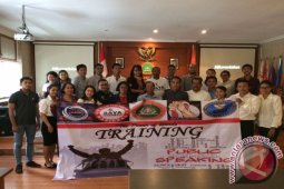 Kani Tingkatkan Strategi Bicara Depan Umum
