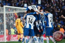 Espanyol jegal 10 pemain Sevilla 3-1