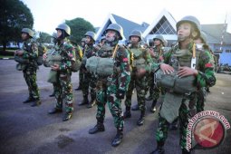 Prajurit Paskhas Brajamusti Peringati HUT Ke-70 Korpspaskhas