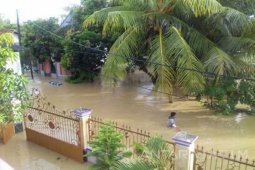 Bupati Sampang Peringatkan Warga Sempadan Sungai Kalikemuning Segera Pindah