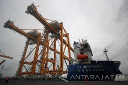 Elektrifikasi Container Crane