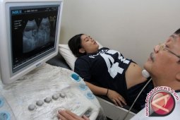 Pemerintah wajibkan dokter spesialis bertugas di daerah