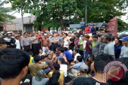 Enam Perusak Polsek Cisolok Serahkan Diri