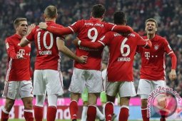 Hasil dan klasemen Bundesliga, Muenchen Jaga Jarak Aman