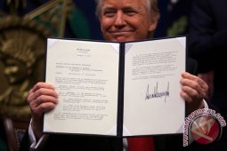 Gedung Putih Kacau Setelah Pengadilan Tolak Perintah Trump Soal Imigrasi