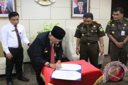 Kaltim Hibahkan Tanah dan Bangunan kepada Kejati