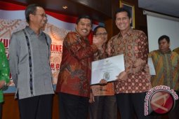 Pemkab Gorontalo Utara Berhasil Raih Sakip B
