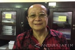 Puluhan Pedagang Pasar Wonokromo Surabaya Protes Penggusuran (Video)