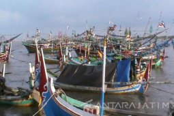 Nelayan Situbondo Tidak Melaut Karena Cuaca Buruk (Video)
