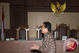 Irman Akui Tidak Hati-Hati Terima Bungkusan