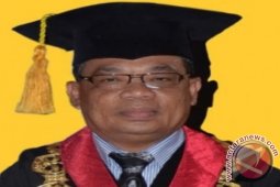 Rektor Unja: Kehandalan pers redam distorsi informasi