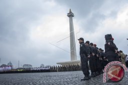 Bendera Pusaka Diarak Dari Monas Ke Istana Merdeka