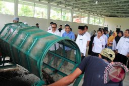 DANA PENGELOLAAN SAMPAH DI HST