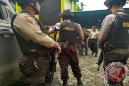 Aparat Bersenjata Kawal Distribusi Logistik Pilkada Manokwari