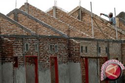 Wapres minta pemda permudah izin pembangunan rumah murah