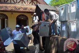 Distribusi Logistik Pilkada Buleleng