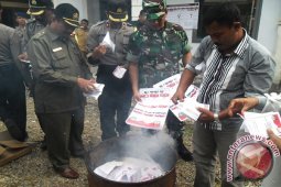 KIP Abdya musnahkan 1.093 lembar surat suara