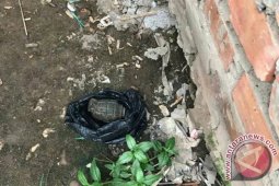 Korek api granat membuat geger jemaah mesjid