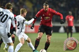 Penalti Ibrahimovic Selamatkan MU Dari Kekalahan