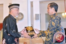 Mahyeldi: Tinjau Ulang Pengelolaan Zakat BUMN