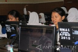 SMA di Kediri Tambah Komputer untuk Ujian Nasional 2017