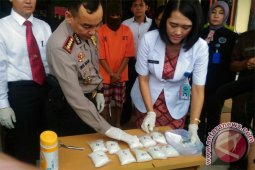 Polresta Pontianak Musnahkan 1 kg Sabu