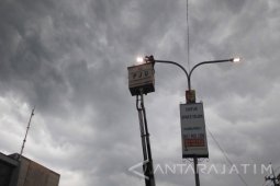 Ratusan Titik PJU Jember Diganti LED untuk Hemat Listrik