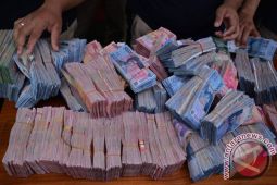 Cek fakta, video tumpukan uang diruang staf khusus Kominfo