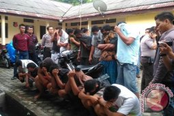 Belasan honorer Pol PP curi onderdil mobil