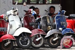 Ratusan "Scooterist" Unjuk Kreativitas di Muntok