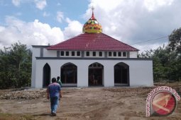 Pengerjaan Proyek Pembangunan Masjid Dinilai Asal-asalan