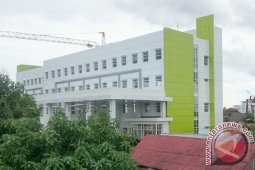 Satpol-PP Ready to Evict Building Around Hospital