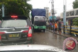 Pemkab HST Batasi Mobil Bermuatan Besar