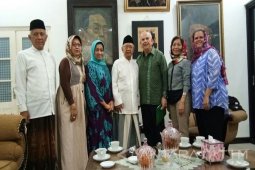 Dubes Amerika Terkesan Wayang Potehi