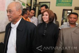 Djarwo dan Istrinya Ajukan Tahanan Kota