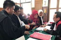 Dua Saksi Sebut Tak Ada Evakuasi Orang