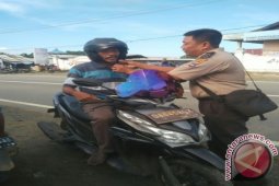 Bhabinkamtibmas Serongga Giat Operasi Simpatik