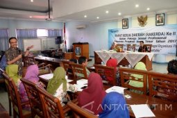 Wagub Jatim: Pekerja Sosial Wajib Kuasai Teknologi