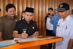 Bupati Apresiasi SMK Hadirkan Minimarket Bagi Masyarakat
