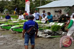 Pemkab Apresiasi Tanam Padi Gunakan "Rice Transplanter"